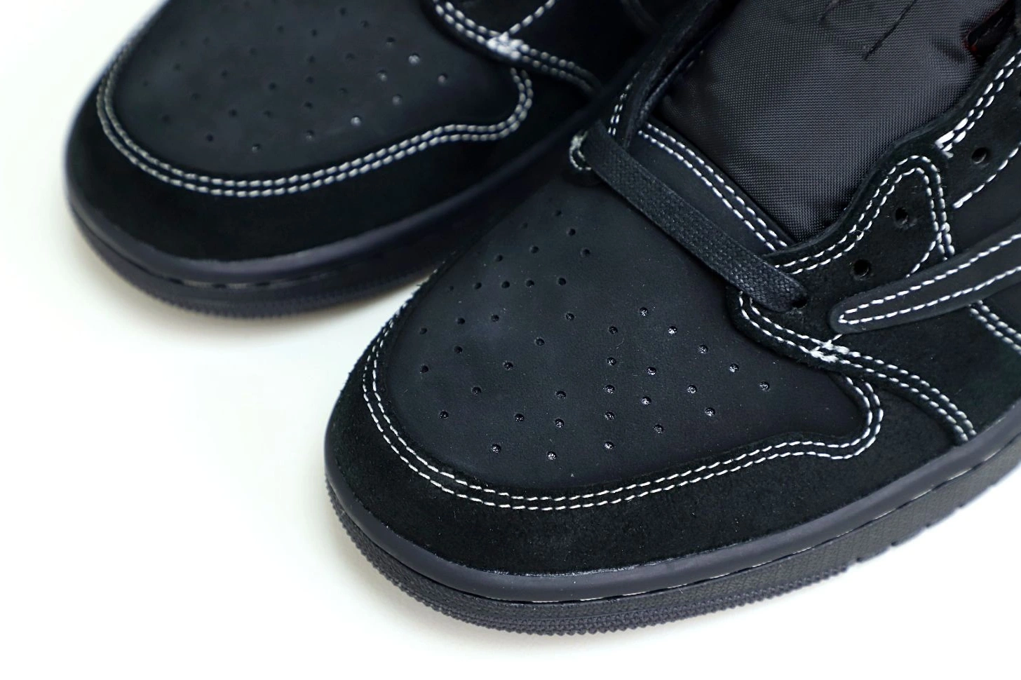 AIR “BLACK JORDAN PHANTOM” TRAVIS NIKE X SCOTT OG 1 LOW 0202